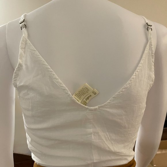 white crop top - Picture 5 of 5